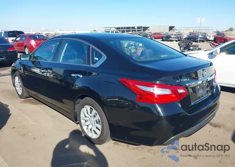 2017 Nissan Altima 2.5 S z USA, uszkodzony, nr VIN 1N4AL3AP0HC183327